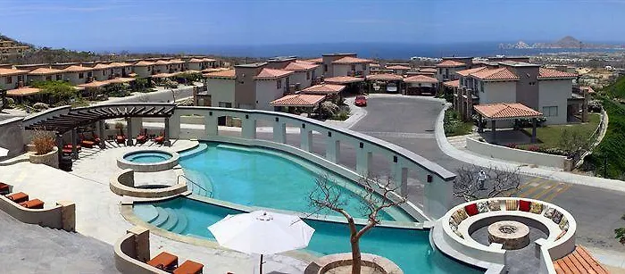 Villa Ventanas & Residences *